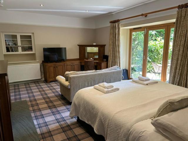 Yewfield Self Catering Apartments 霍克斯黑德 外观 照片
