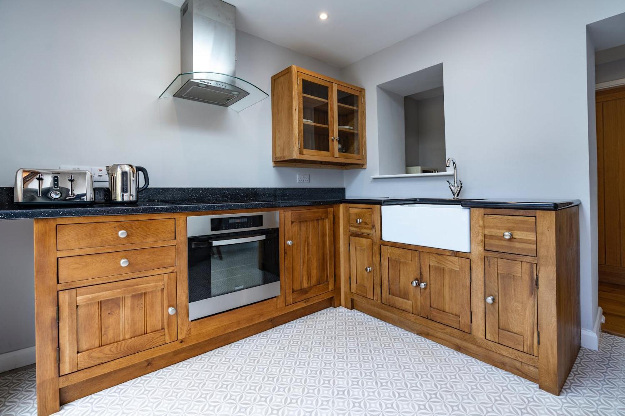 Yewfield Self Catering Apartments 霍克斯黑德 外观 照片